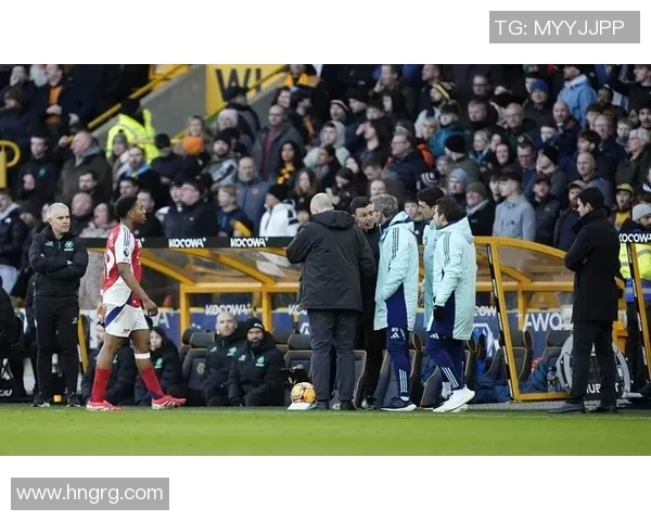 中超精彩对决阿森纳与巴萨战成平局帽子戏法引发争议判罚热议