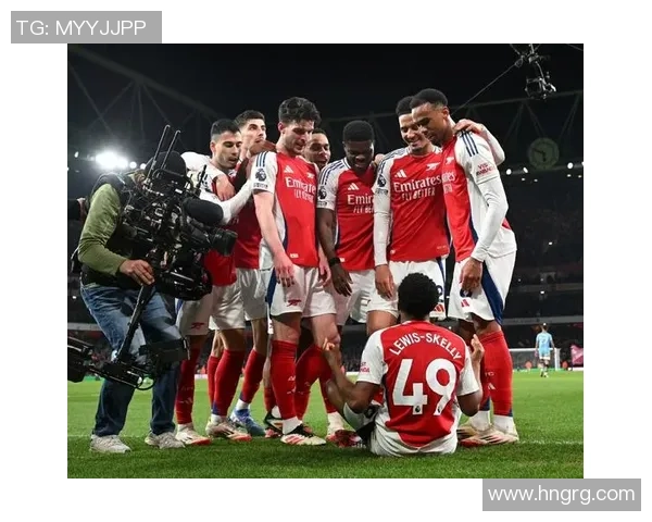 中超焦点战阿森纳与AC米兰激战成平局补时进球引发全场热烈反响 中超焦点战阿森纳与AC米兰激战成平局补时进球引发全场热烈反响