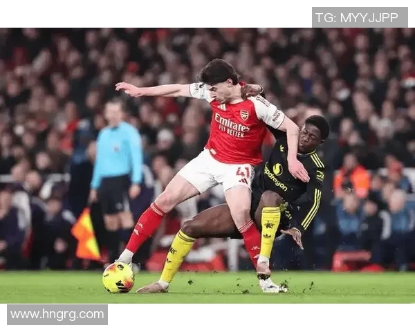 欧联杯阿森纳大胜曼联神扑瞬间引发转会传闻热潮
